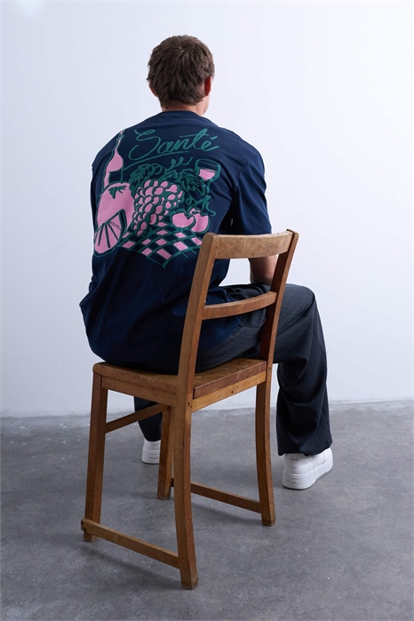 Футболка свободного кроя с принтом в виде фруктов и вина спереди и сзади артикул 148918686