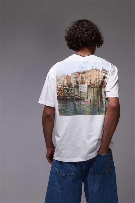 Футболка премиум-класса свободного кроя с принтом и вышивкой в виде гондолы спереди и сзади артикул 143357622