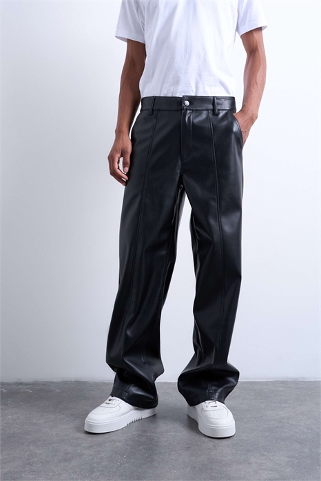 Брюки из искусственной кожи свободного кроя артикул 147971345