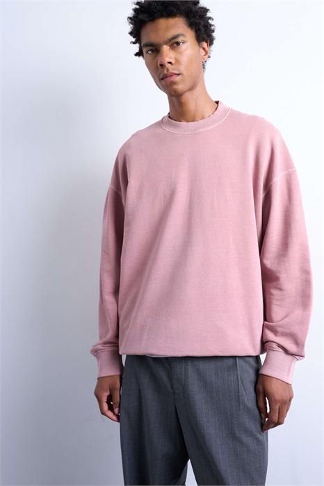 Свитшот премиум-класса с заниженными плечами и свободным кроем артикул 150659980