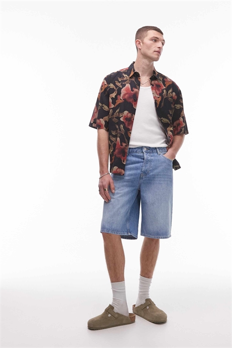 Джинсовые бермуды артикул 142351889