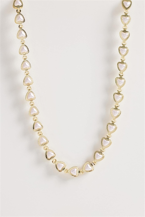 ASOS DESIGN Curve: короткое колье с миниатюрными сердечками и искусственными жемчужинами артикул 152118714