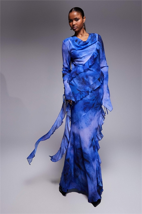 Макси-платье из шифона с высоким воротником-капюшоном и оборками артикул 154630805