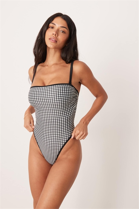 Купальник с клетчатым принтом артикул 150782823