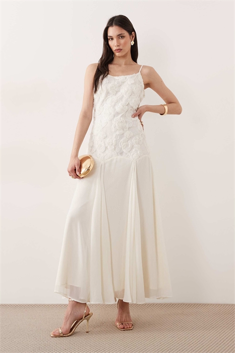 Макси-платье с цветочным принтом, заниженной талией и бретелями артикул 153668006