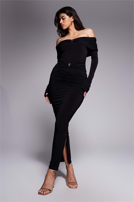 Макси-платье облегающего кроя с драпировкой, открытыми плечами и золотыми металлическими элементами артикул 148784506