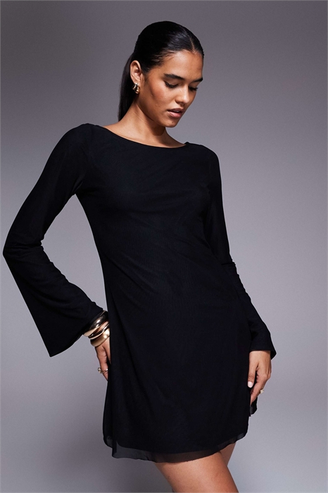 Мини-платье с расклешенными рукавами из сетки и открытой спиной от Lukea артикул 146140506