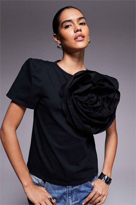 Футболка с брошью премиум-класса артикул 149656766