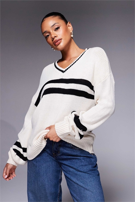 Свободный свитер с V-образным вырезом от Mystique артикул 147662128