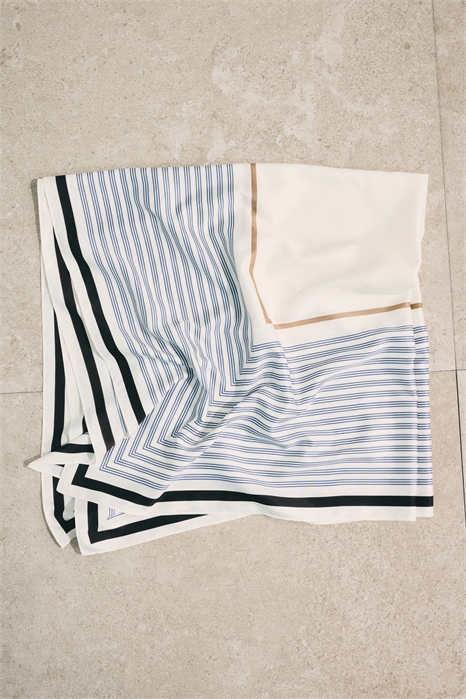 Шарф с узором артикул 1333763007