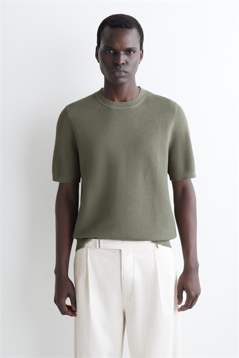 Хлопковая футболка с вафельной вязкой артикул 1319110001