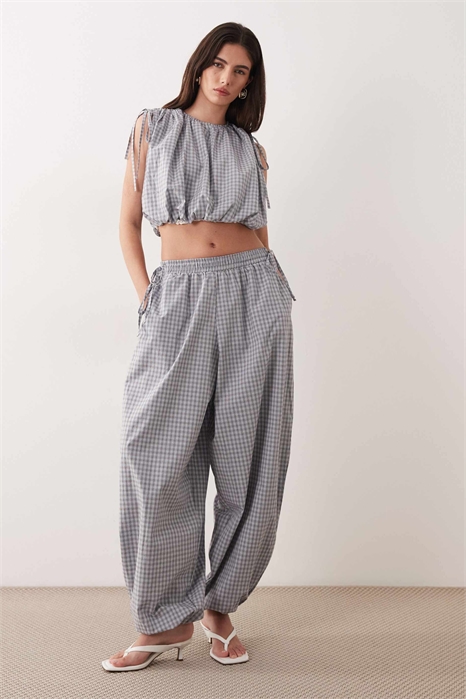 Брюки-балоны с эластичным поясом и завязками по бокам co-ord артикул 155593901