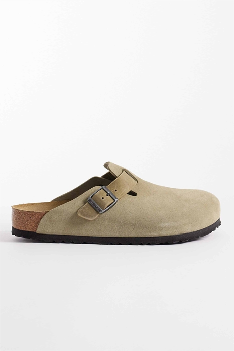 Бостонские сабо с ремешком из комбинированных материалов артикул 153911978