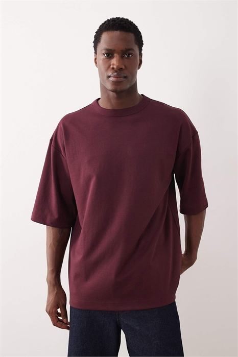 Футболка с короткими рукавами и свободным кроем из плотной ткани breatheMAX™ артикул 153048560