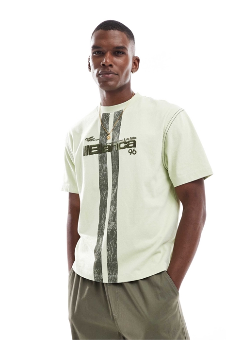 Плотная футболка свободного кроя с вышитым надписью артикул 144910106