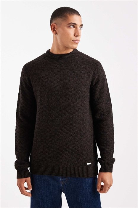 Свитер с круглым вырезом из фактурного трикотажа артикул 151057184