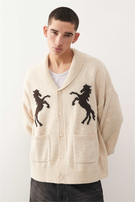 Вязаный кардиган с широким воротником и принтом в виде лошади артикул 148041287