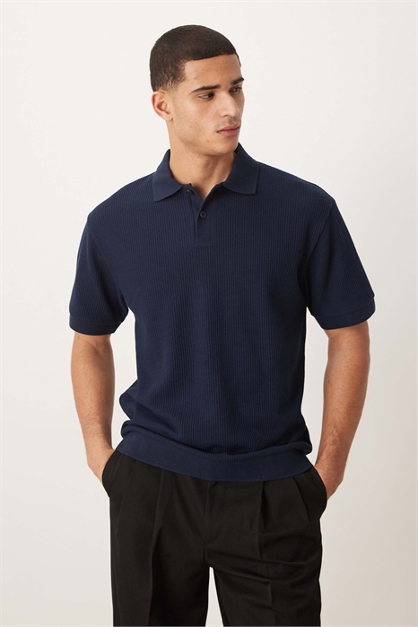 Полуформальная рубашка-поло свободного кроя артикул 151780917