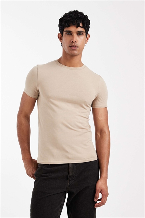 Футболка Essentials с облегающим кроем артикул 149930080