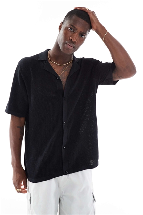 Поло из трикотажа с крупными пуговицами артикул 139770656