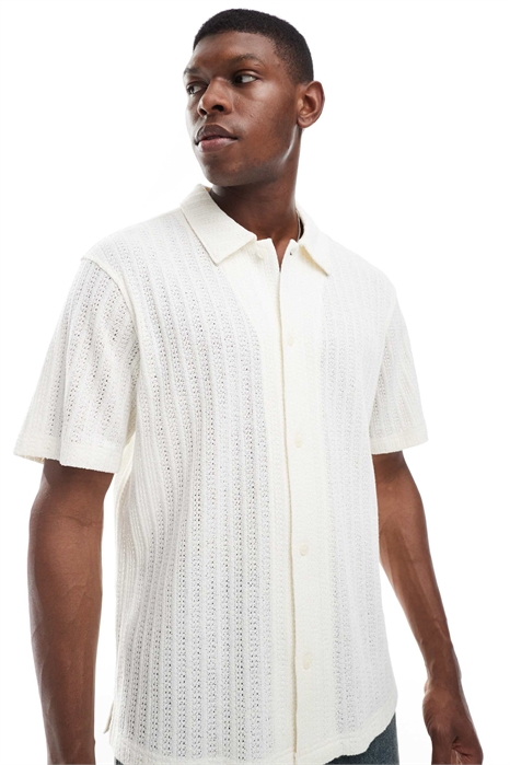 Рубашка с короткими рукавами из открытого трикотажа артикул 147973577
