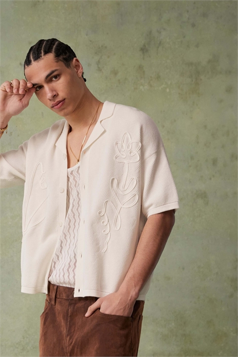 Полурубашка из мягкого трикотажа на пуговицах с цветочной вышивкой артикул 139924455