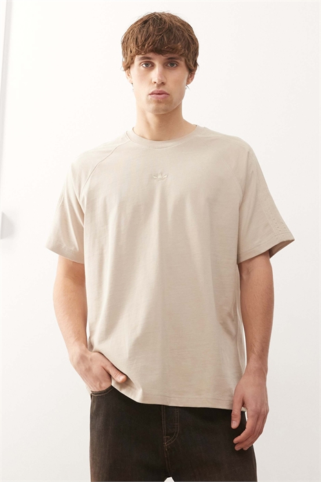 Футболка Premium Essentials артикул 153608587