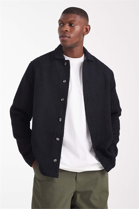 Рубашка-оверсайз из текстурированной ткани букле артикул 149249073