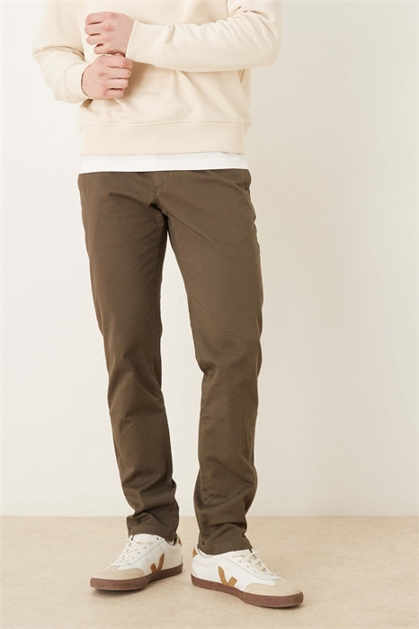 Брюки прямого кроя из ткани с высоким содержанием хлопка от Barna артикул 154714917