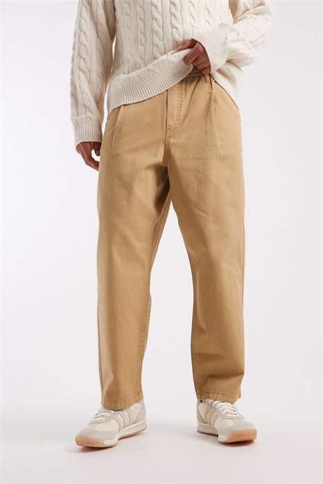 Брюки свободного кроя с зауженными штанинами артикул 151745798