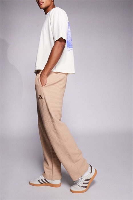 Спортивные штаны adidas с вафельной текстурой артикул 141911839