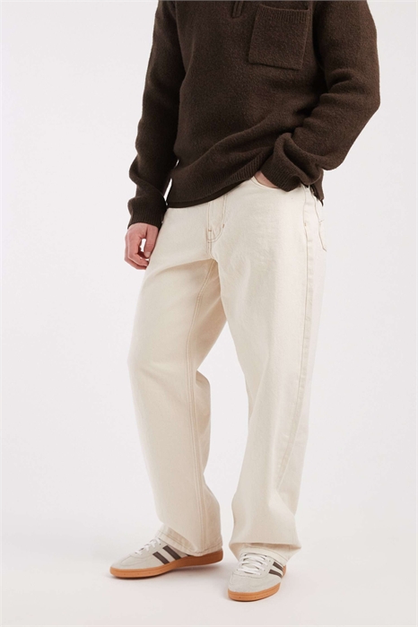 Check-5 — брюки из свободного денима светло-бежевого цвета артикул 154753269