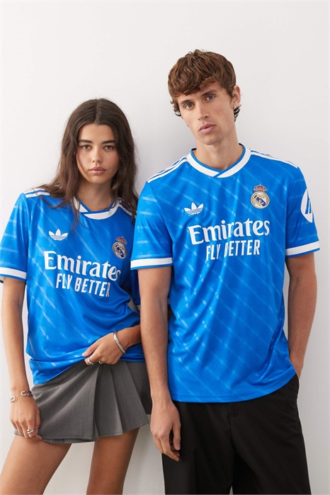 Третья форма Adidas Football «Реал Мадрид» сезона 2025/2026 артикул 141244641