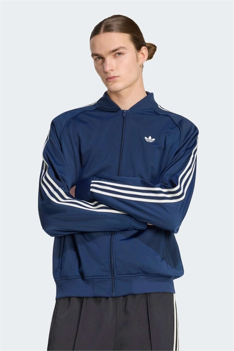 Тректоп от суперзвезды Britcore артикул 156134704