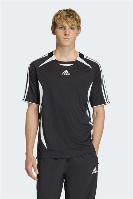 Футболка Teamgeist adicolor артикул 153657130