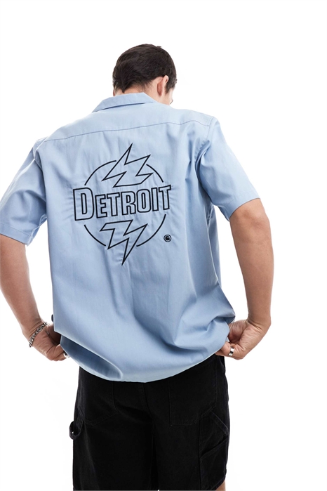 Футболка с принтом на спине «Детройт» артикул 135174651