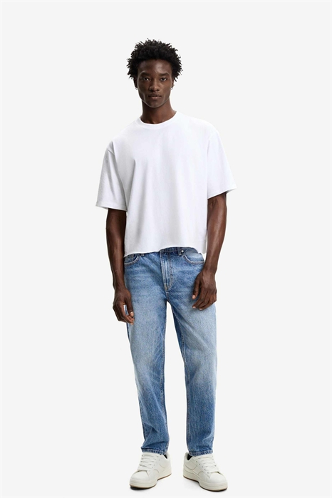 Джинсы прямого кроя синего цвета артикул 149658662