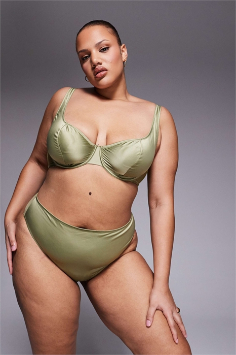 ASOS DESIGN Curve Fern — трусики с высокой талией из гладкого атласа с прозрачной сетчатой спинкой артикул 151958912