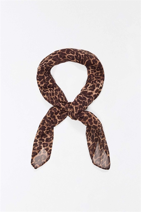 Шарф с животным принтом артикул 156163101