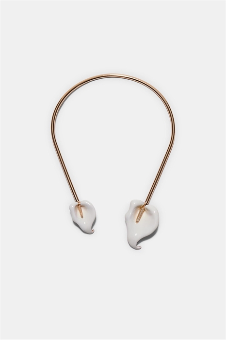 Колье-чокер с изображением цветка каллы, цвет «экру» артикул 156033367