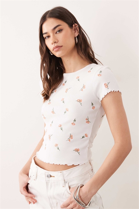 Футболка с короткими рукавами, вышитая, с ребристым краем артикул 152384641