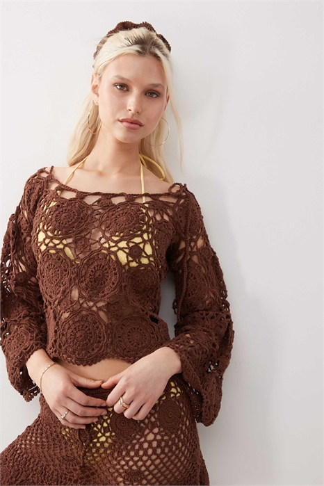 Кроп-топ, связанный вручную, ограниченная серия артикул 141705184