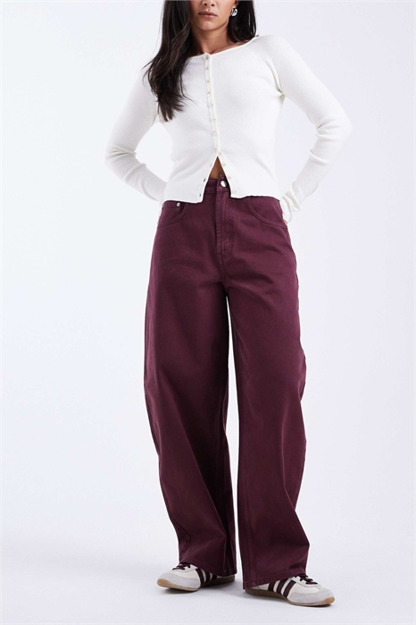 Джинсы с высокой талией и расклешенными брючинами артикул 152561250