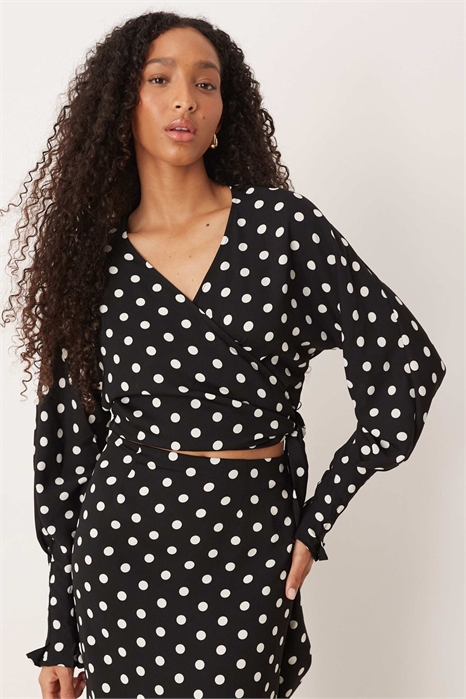 Блузка с перекидным вырезом и длинными рукавами co-ord артикул 150830440