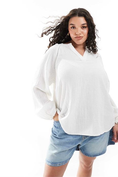 Блузка с V-образным вырезом из марли артикул 140462357