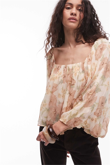 Объемная блузка с цветочным принтом артикул 143764671