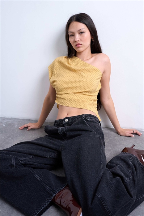 Топ с одним плечом артикул 146792349