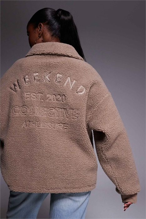 Флисовая кофта Weekend Collective с полузастежкой-молнией и вышивкой на спине артикул 143218056