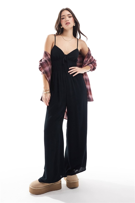 Комбинезон с бретелями-камисоль и двойной завязкой спереди артикул 141497911