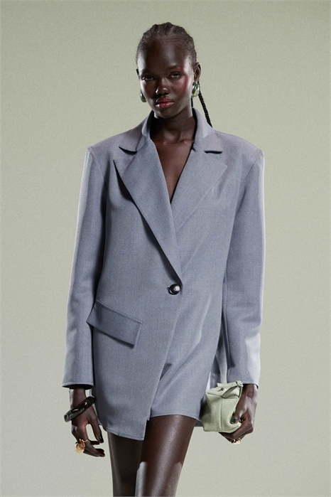 Комбинезон с индивидуальным кроем артикул 140258512